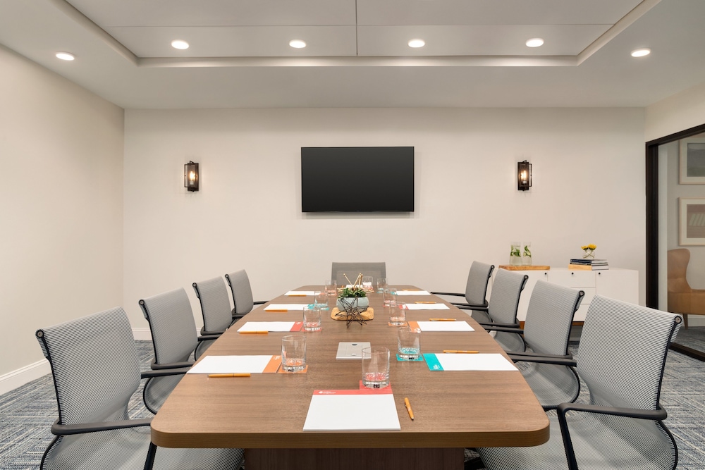 Hotel Indigo Winston Salem Downtown by IHG - photo 32