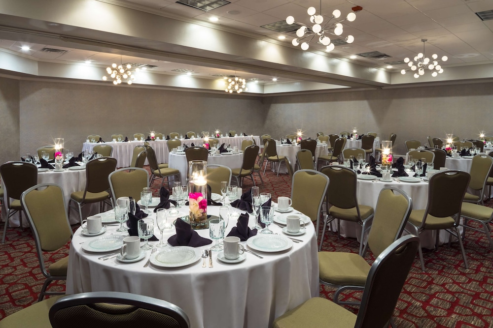 DoubleTree by Hilton Hotel Austin Northwest Arboretum - photo 29