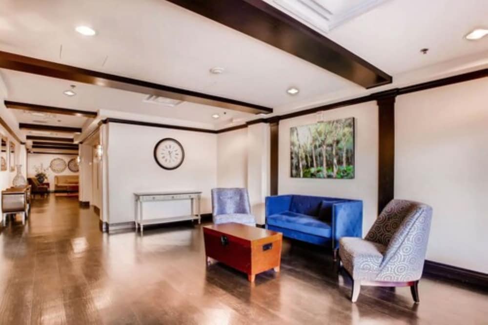1Bd1Ba w BonusRM Stay Together Suites - photo 49