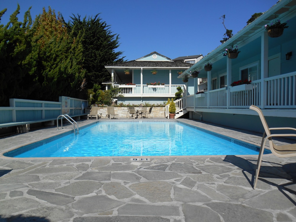 Carmel Bay View Inn - photo 37