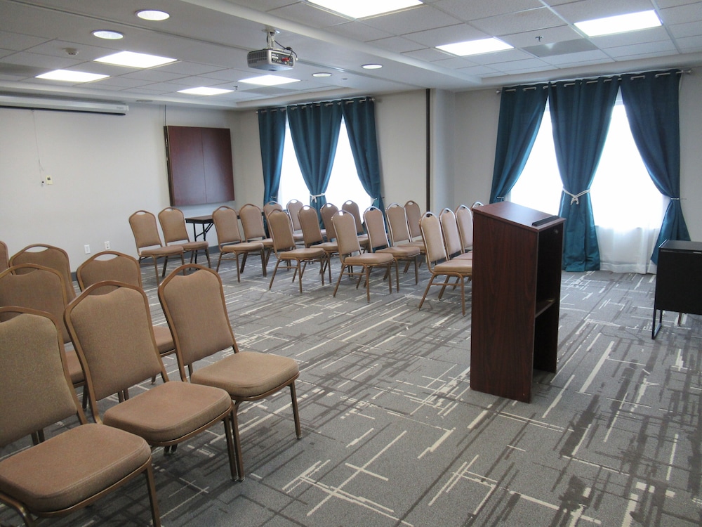 Country Inn & Suites by Radisson Ontario at Ontario Mills CA - photo 90