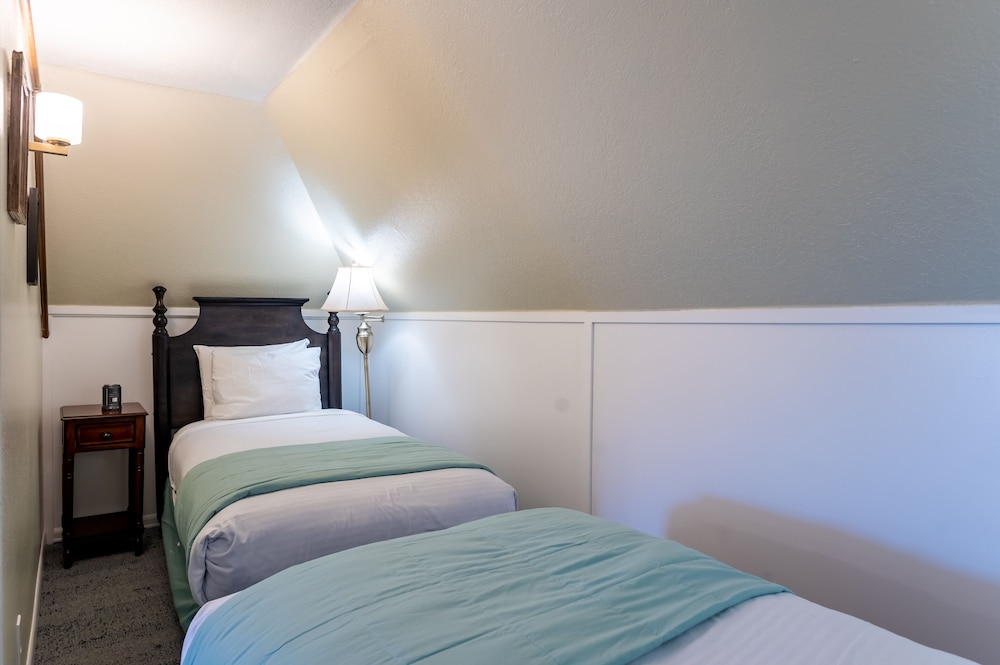 Gilbert Inn Seaside - photo 37
