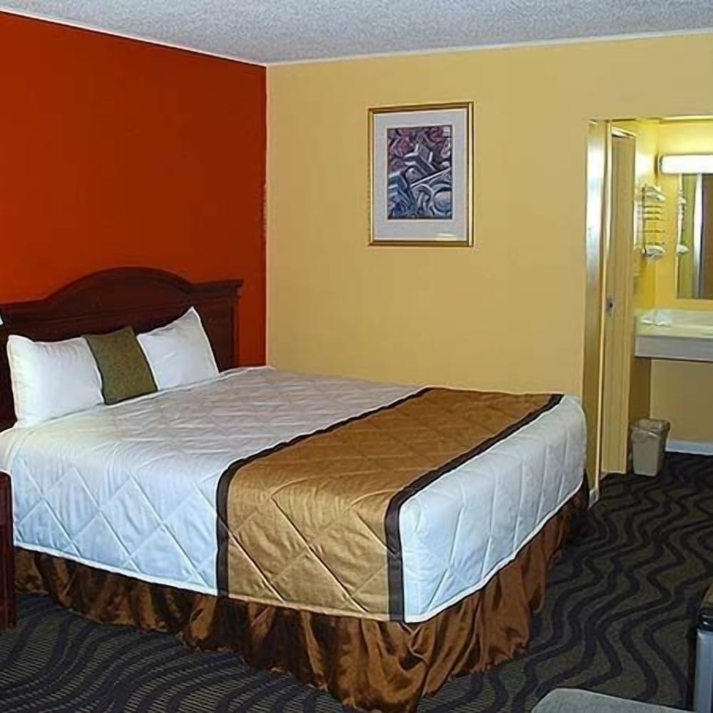 Duffys Motel Calhoun - photo 17