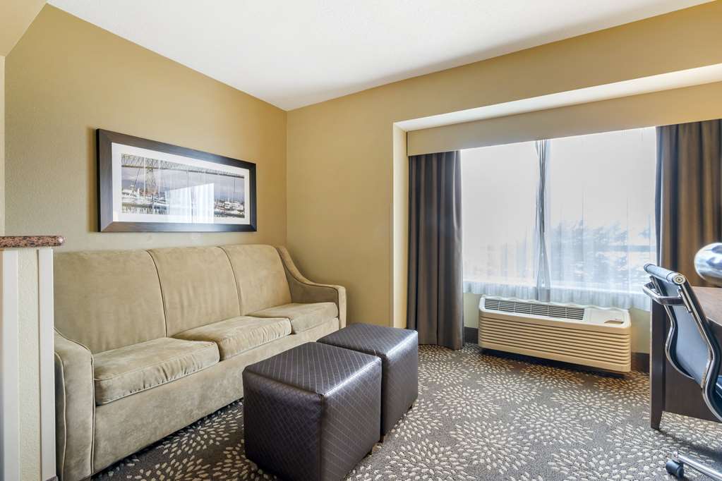 Best Western Columbia River Waterfront Hotel Astoria - photo 23