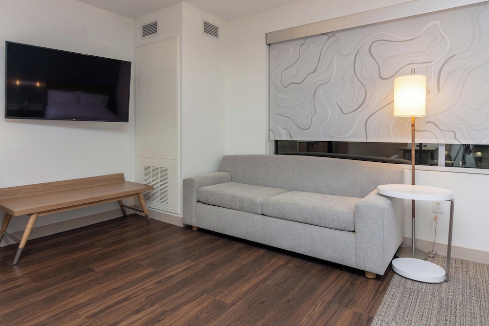 Element St. Louis Midtown - photo 30