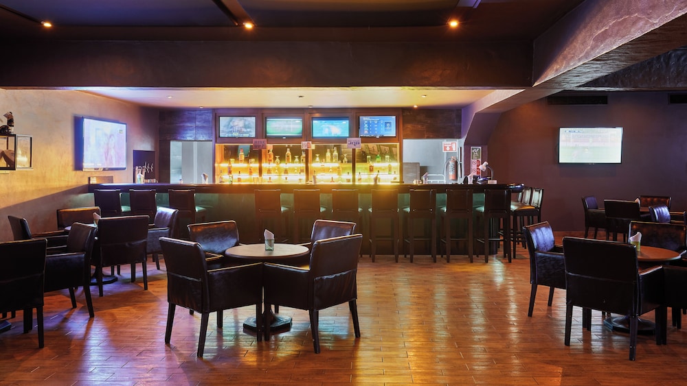 Sports bar