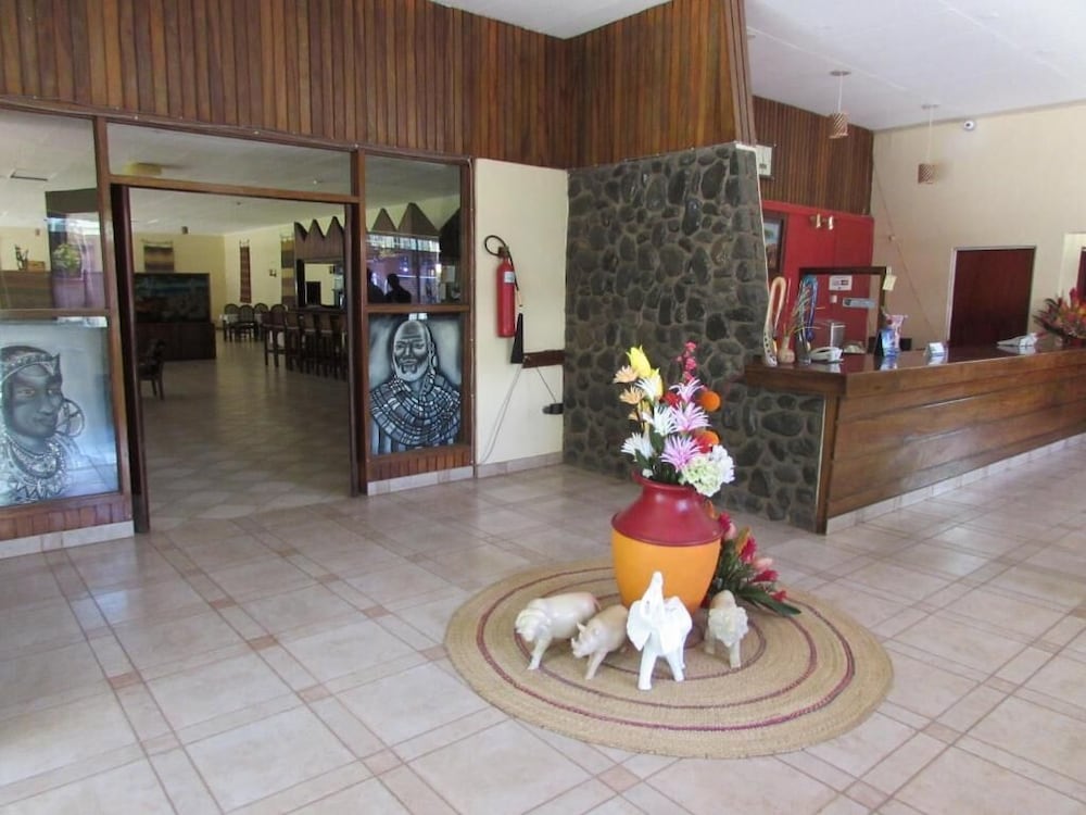 The Equator Hotel — Arusha — photo 4