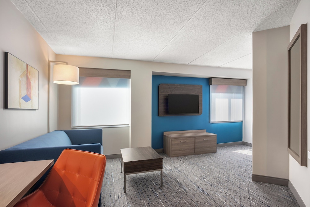 Holiday Inn Express & Suites Hawthorne Elmsford North by IHG - photo 31