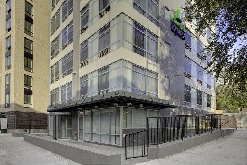 Holiday Inn Express Bronx NYC Stadium Area — hotel in The Bronx