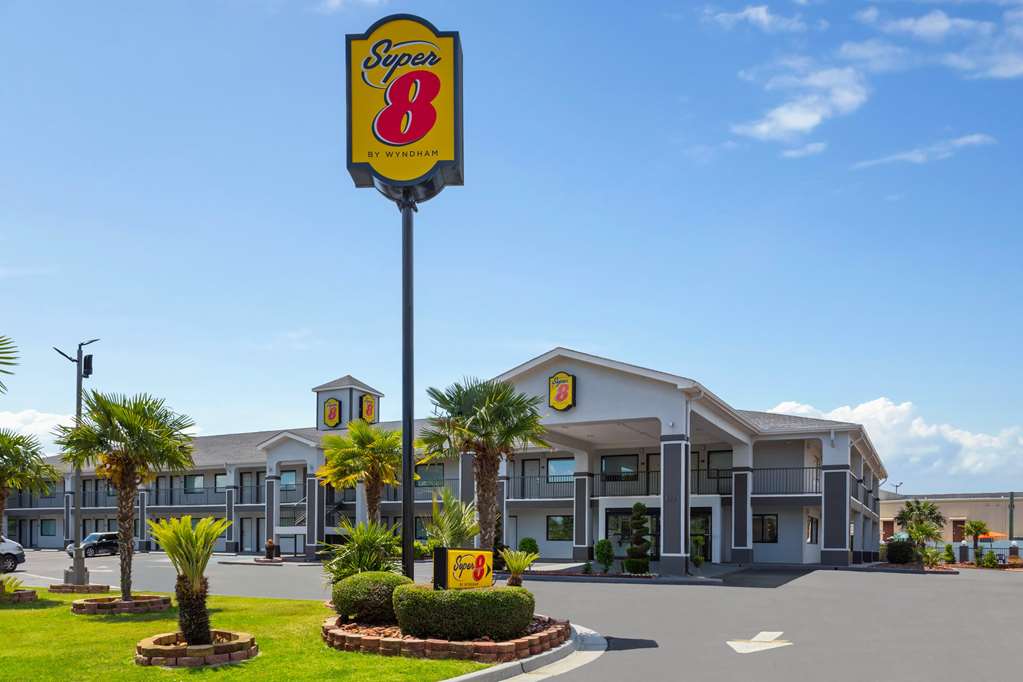 Super 8 by Wyndham Prattville Montgomery - photo 2