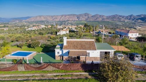 Cubo's Finca La Higuera — 4-Star Luxury Hotel in Alhaurin De La Torre, Spain