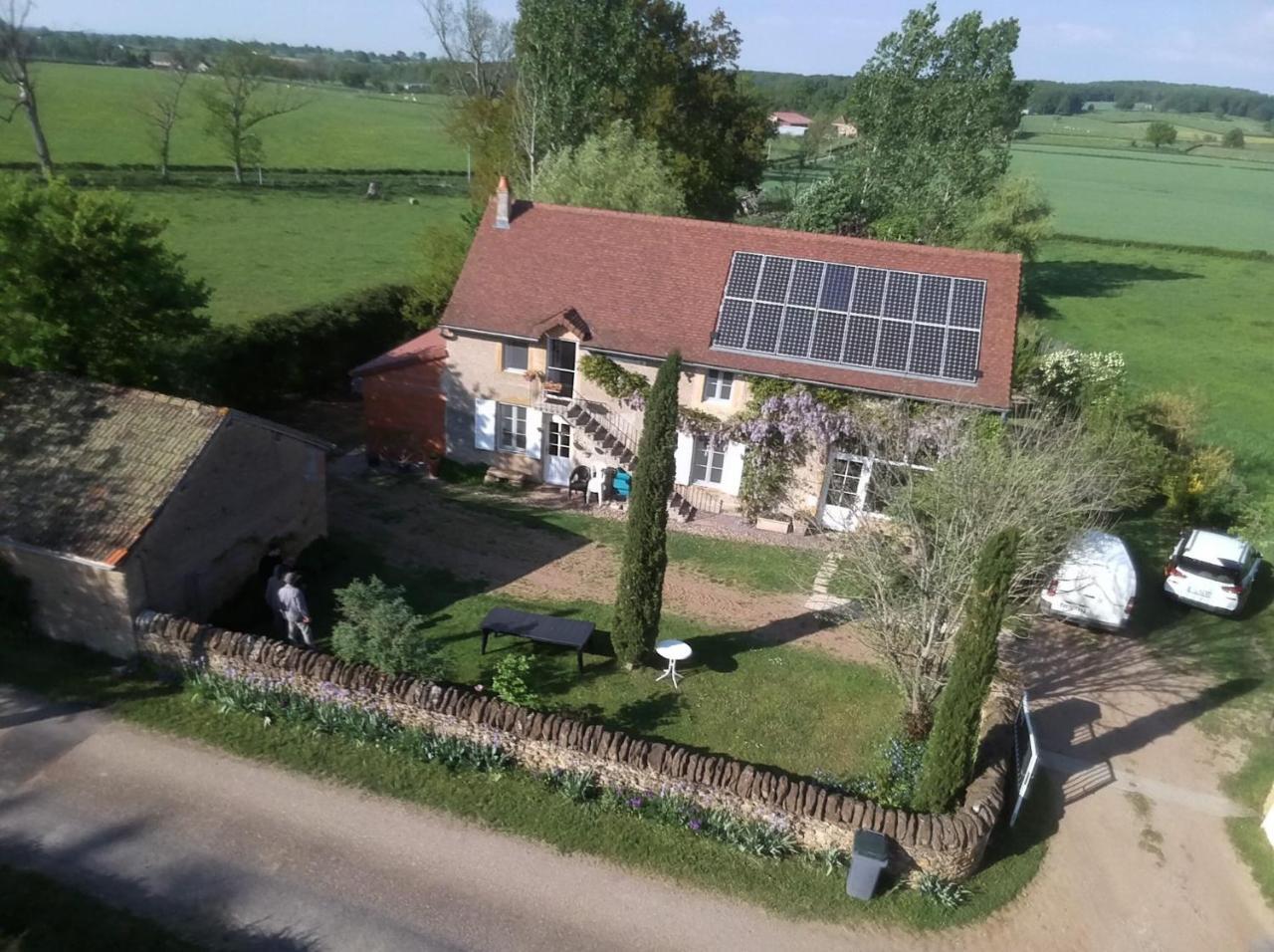 Le Charbonnet - carbon neutral hotel in Marcigny