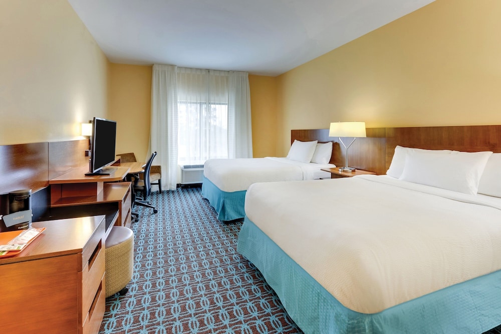 Fairfield Inn & Suites Dunn I 95 - photo 21