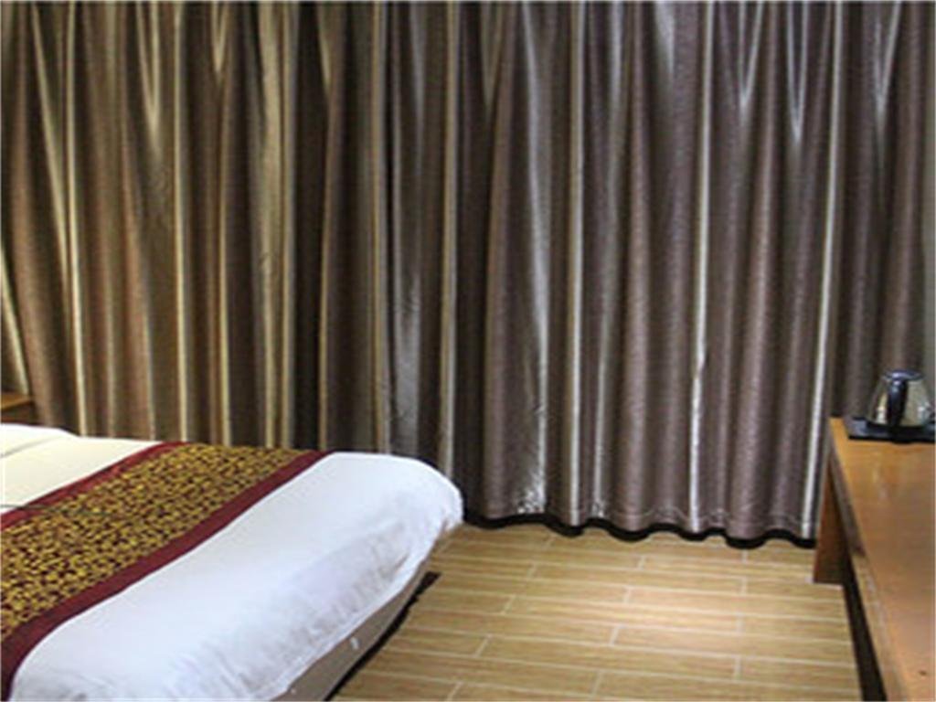Yujing Business Hotel — Shuanghejiedao