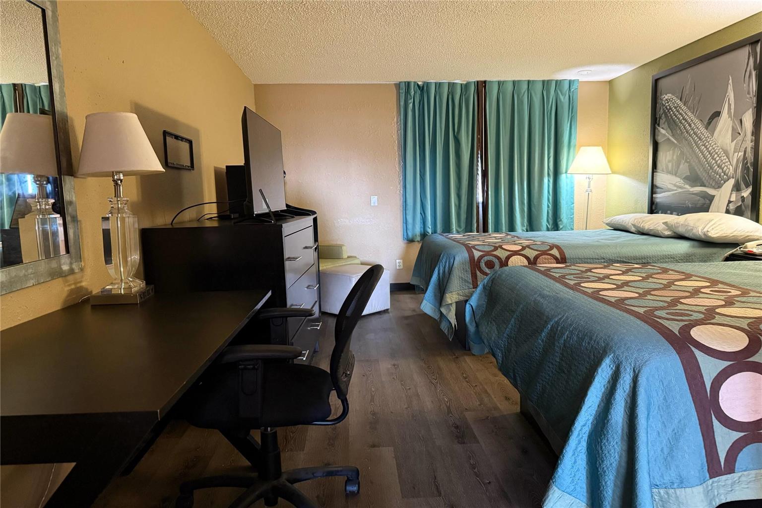 Super 8 by Wyndham Mendota I 39 - photo 9