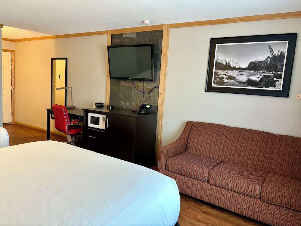 Americas Best Value Inn Wall - photo 48
