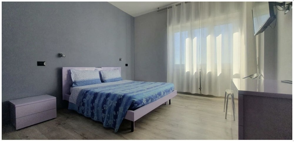 Hello Roma 2 - carbon neutral hotel in Rome