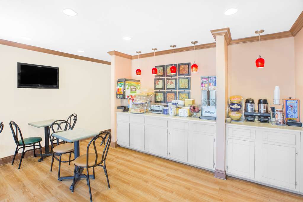 Americas Best Value Inn Kosciusko - photo 13