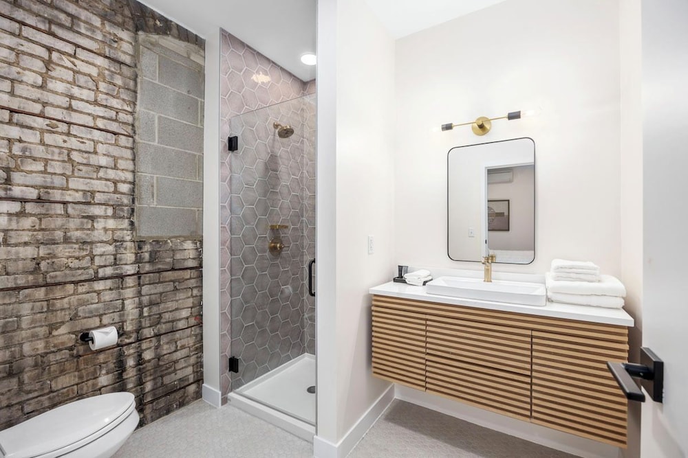 BlueJay Hotel - photo 22