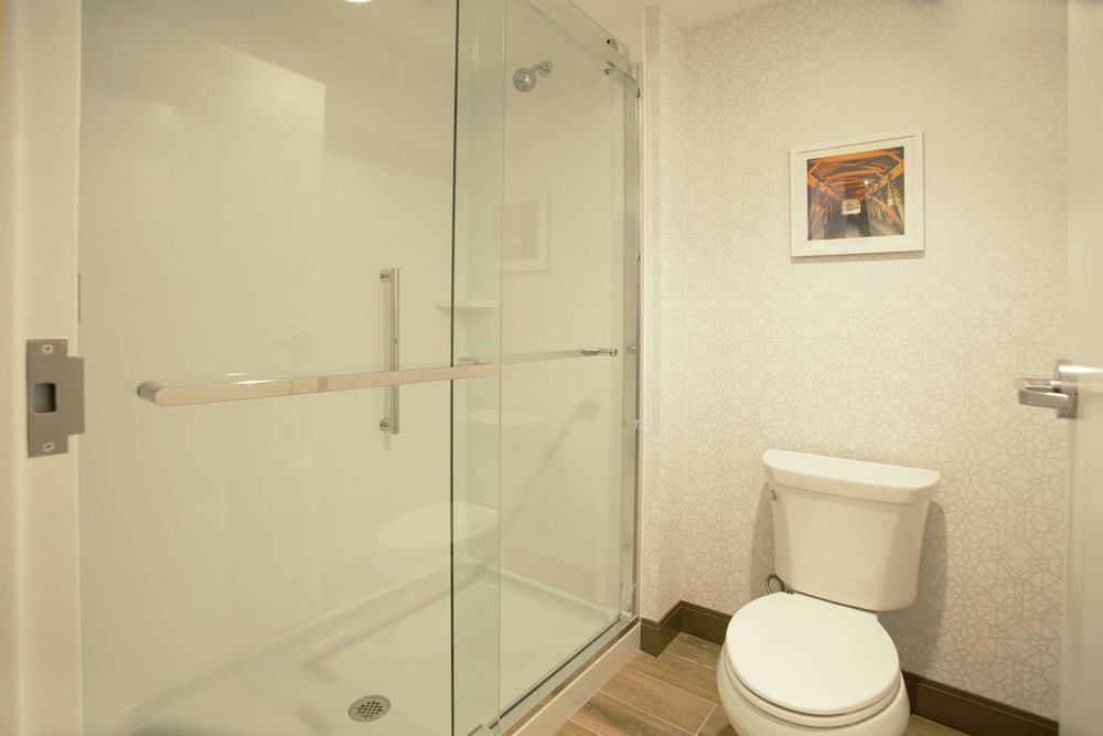 Hampton Inn & Suites Kutztown - photo 11