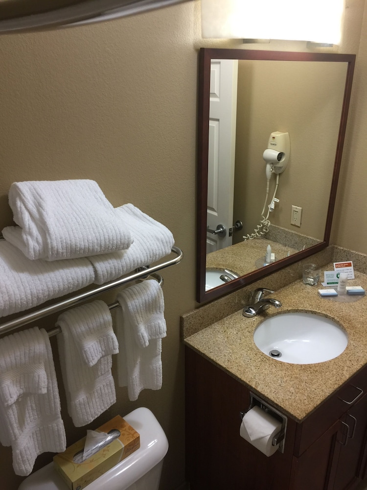 Candlewood Suites Hot Springs by IHG - photo 24