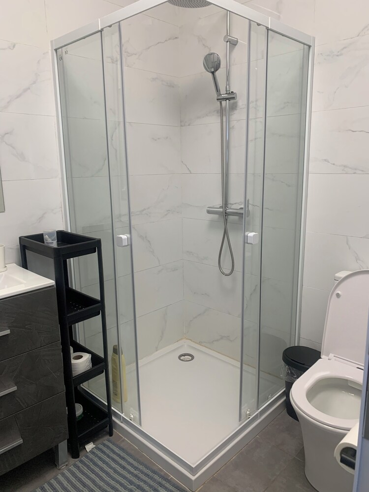 Ericely Inmobiliaria — 4-Star Luxury Hotel in Malabo, Equatorial Guinea