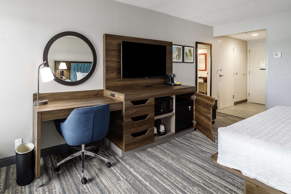 Hampton Inn Port Charlotte - photo 13