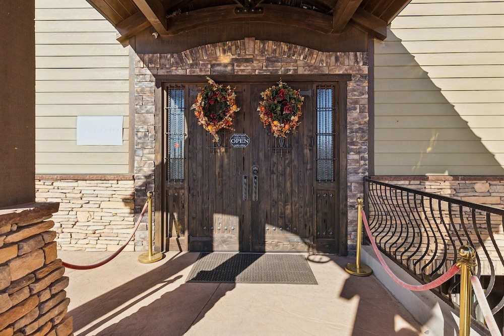Zion Cliff Lodge - photo 130
