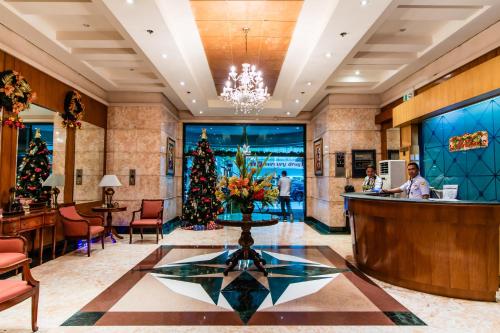 Luxury spacious 2BR in Salcedo Village — 4-Star Luxury Hotel in Manila, Philippines