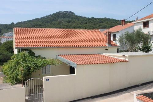 Seaside holiday house Preko Ugljan 12078 — 4-Star Luxury Hotel in Preko, Croatia