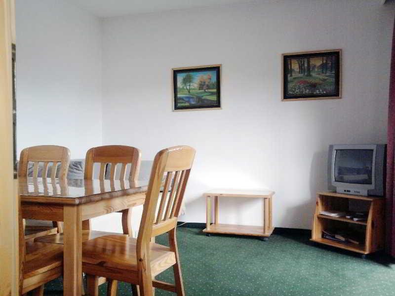 Hongmei — 4-Star Luxury Hotel in Zell Am See, Austria