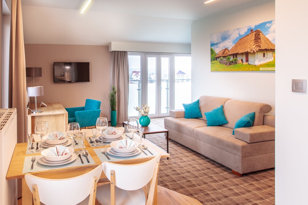 Solavo Home&Travel — 4-Star Luxury Hotel in Solec-Zdroj, Poland