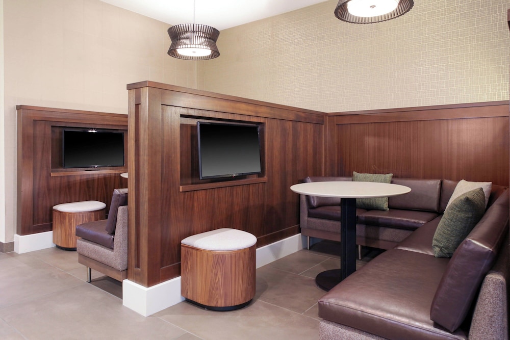 Courtyard by Marriott Thomasville Downtown - photo 23