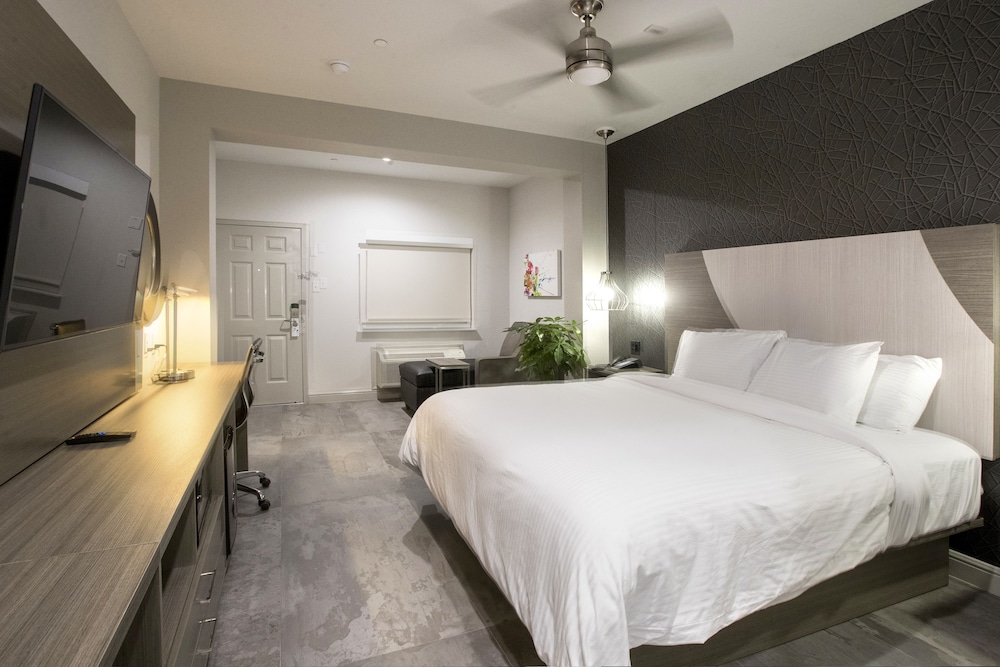 House Hotel - photo 14