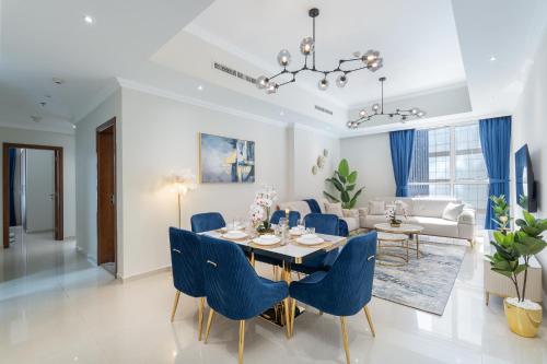 Dunya Tower Luxury and 2 min walk to Dubai Mall and Burj Khalifa in heart of Downtown — 4-Star Luxury Hotel in Dubai, United Arab Emirates