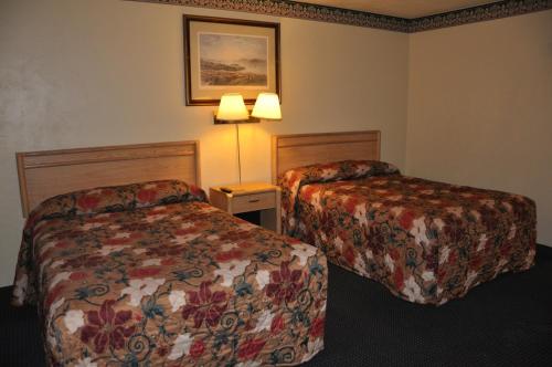 Travelers Inn Manteca - photo 20