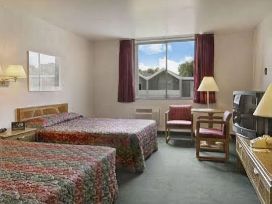 Regency Hotel & Conference Center - photo 19