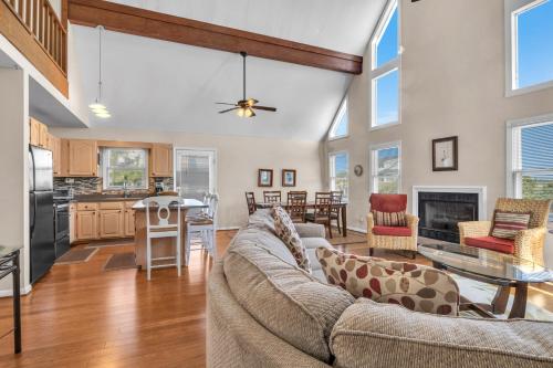 Heron Pointe by Oak Island Accommodations - photo 46