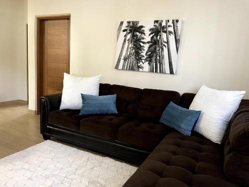 Tumon Isa 16 Condo — 4-Star Luxury Hotel in Tamuning, Guam