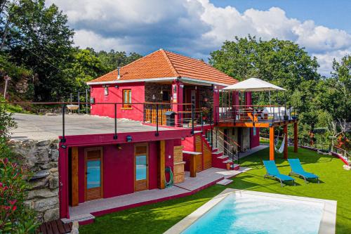 Casa Sobreiros — 4-Star Luxury Hotel in Sever Do Vouga, Portugal
