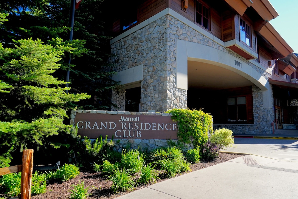 Heavenly Village Condos Grand Residence — 4-Star Luxury Hotel in South Lake Tahoe, United States