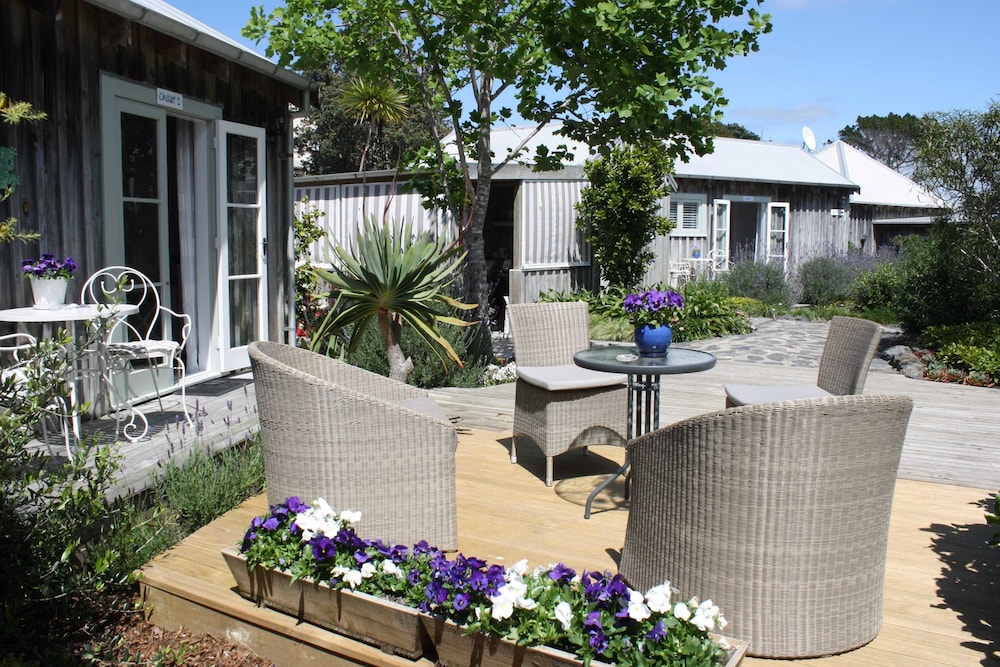 Mangawhai Chalets - last minute hotel in Auckland