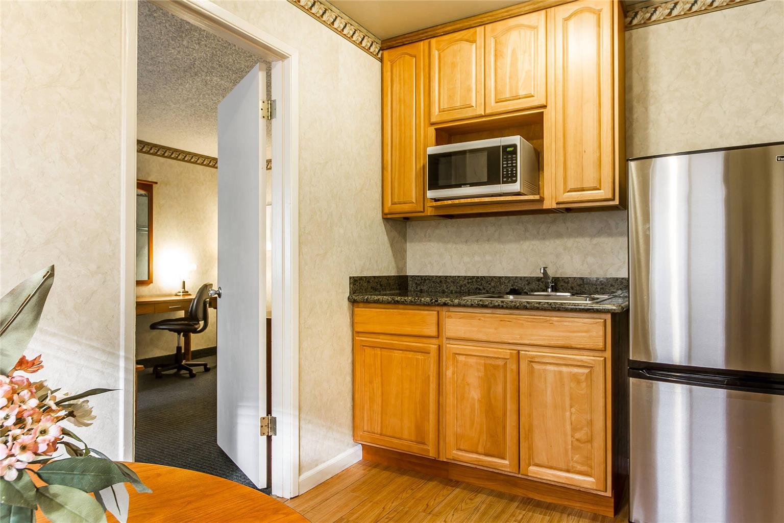 Quality Inn & Suites Silicon Valley - photo 29