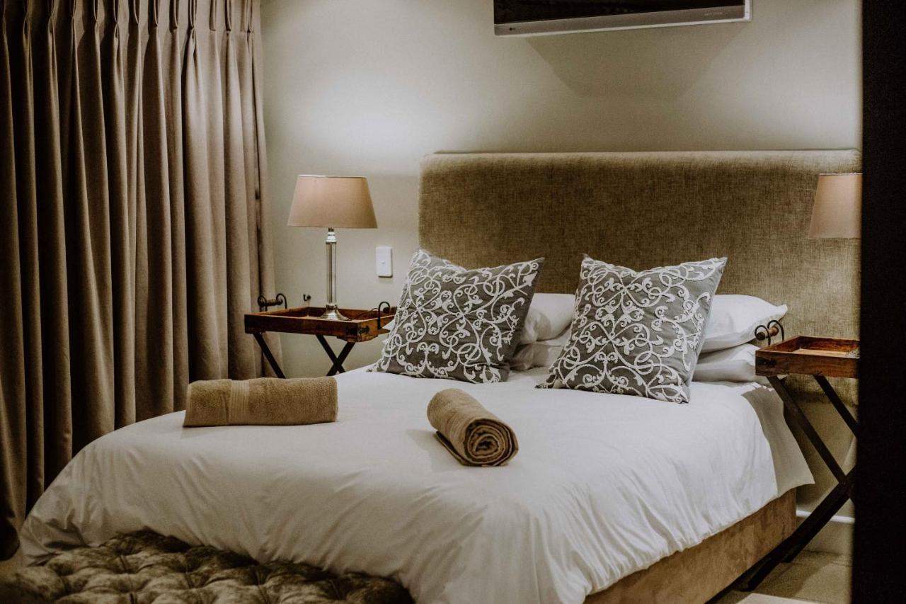 Franschhoek Village House — 4-Star Luxury Hotel in Franschhoek, South Africa
