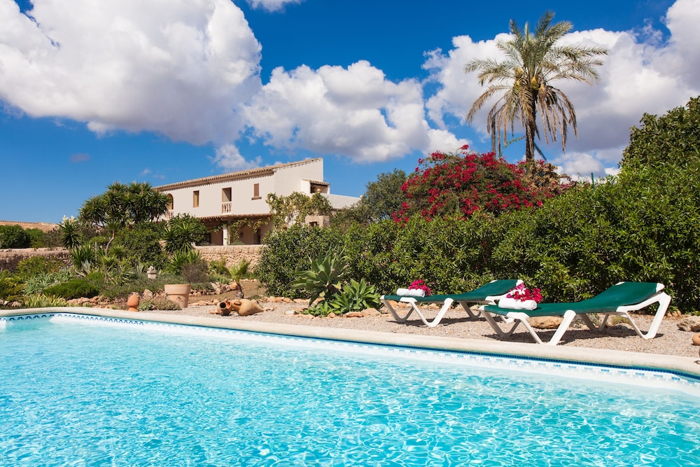 Finca Can Paulino — hotel in Llucmajor