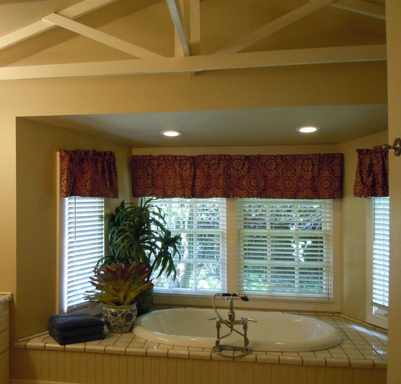 Jacaranda Inn - photo 16