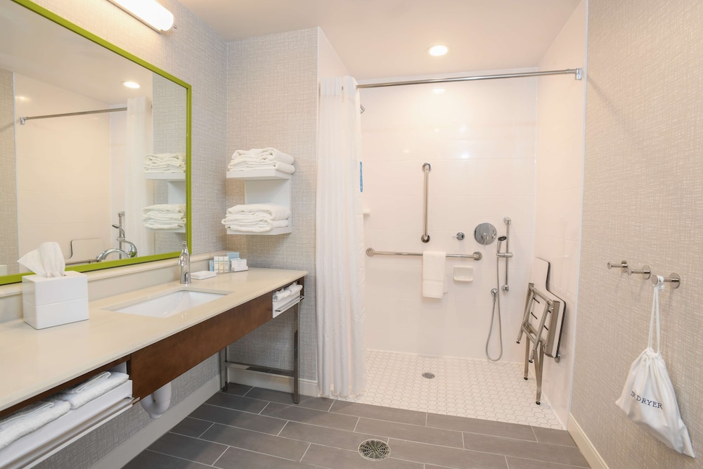 Hampton Inn & Suites Cincinnati Liberty Township - photo 41