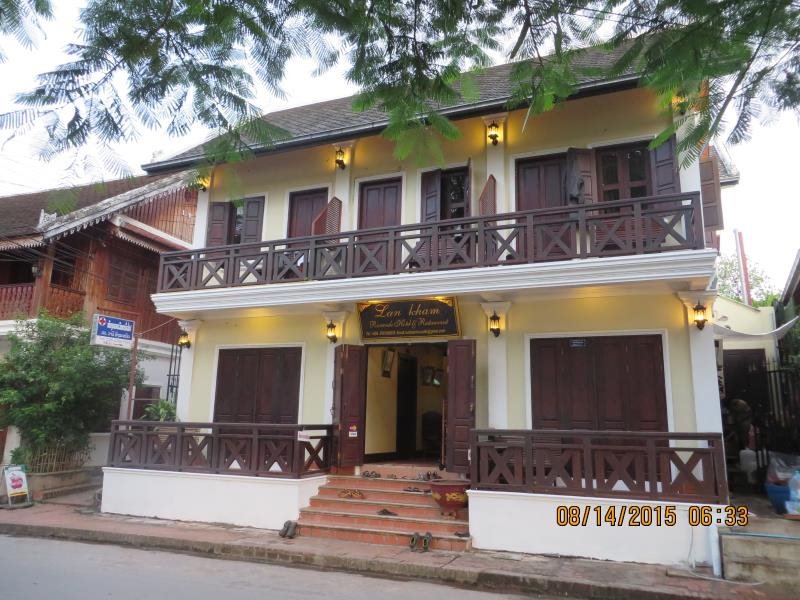 Lankham Riverside Hotel - carbon neutral hotel in Luang Prabang
