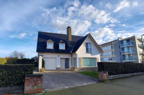 Villa Duinberg R 002 — 4-Star Luxury Hotel in Koksijde, Belgium