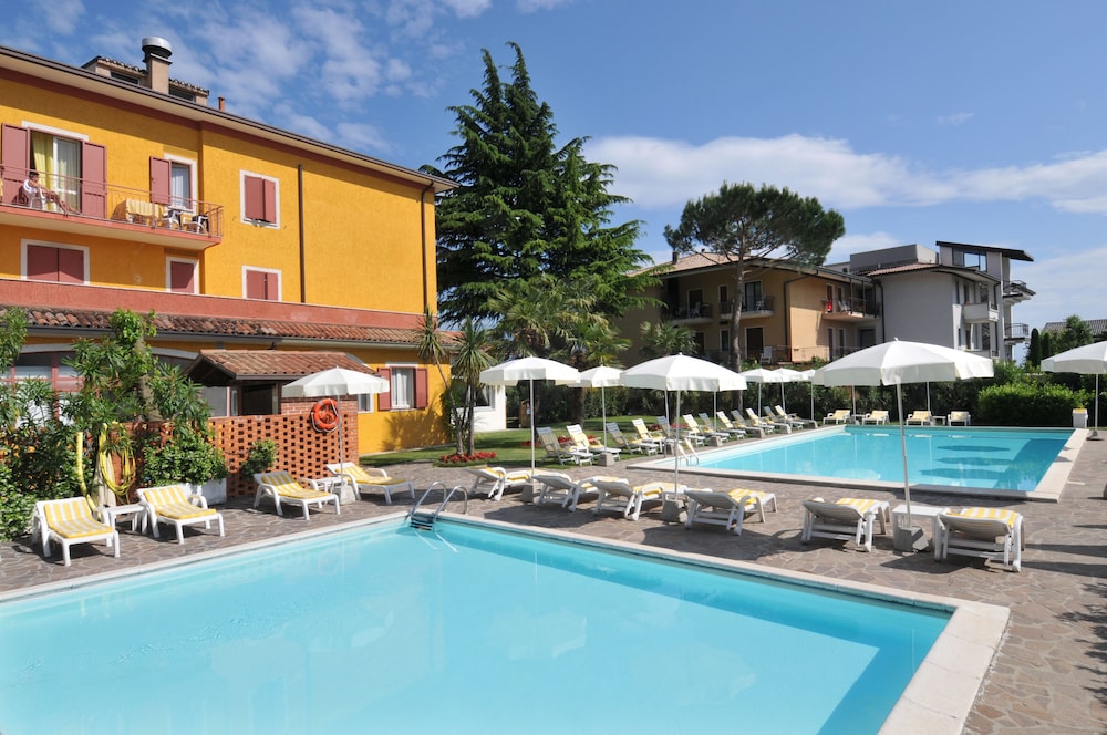 La Quiete Park Hotel — hotel in Manerba Del Garda